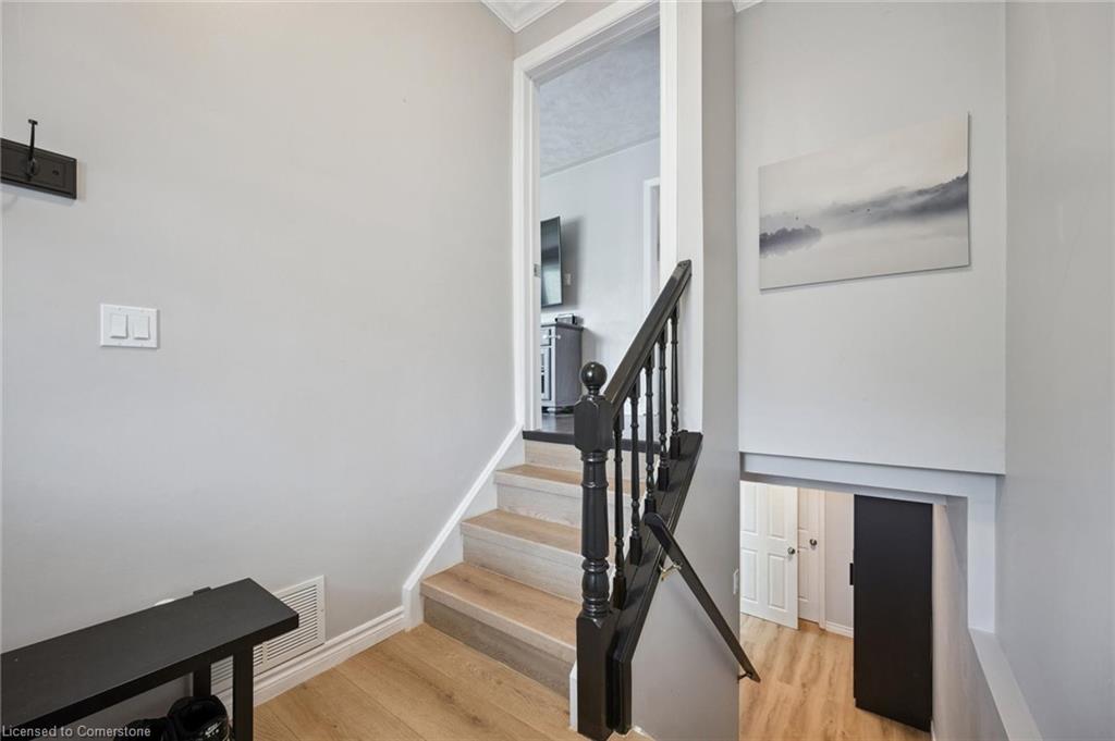 187 The Country Way Property Photo 6