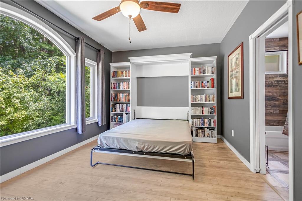156 St Johns Road W Property Photo 22