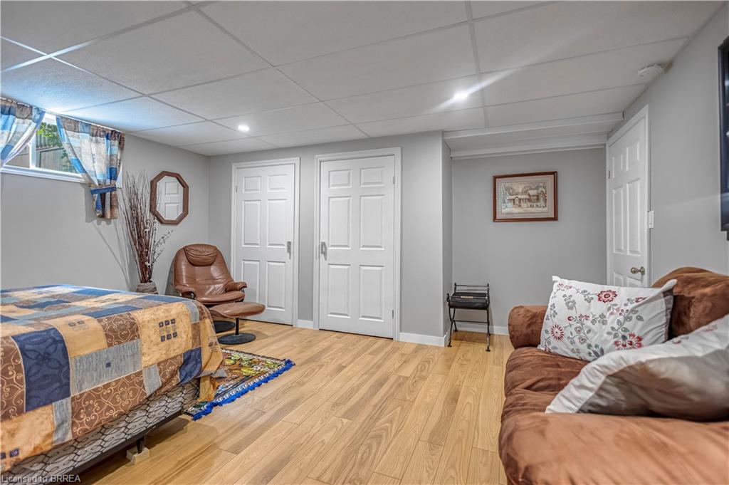 156 St Johns Road W Property Photo 36