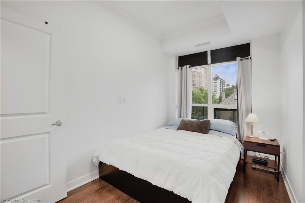 304-90 Charlton Avenue W Property Photo 16