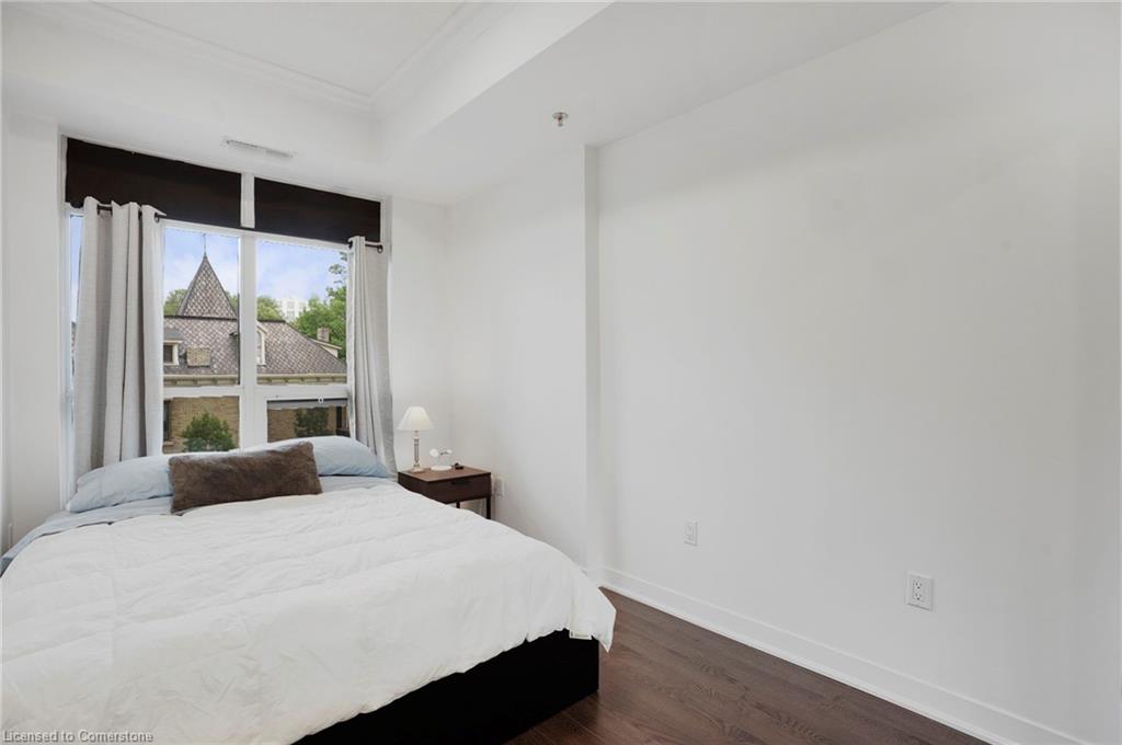304-90 Charlton Avenue W Property Photo 18