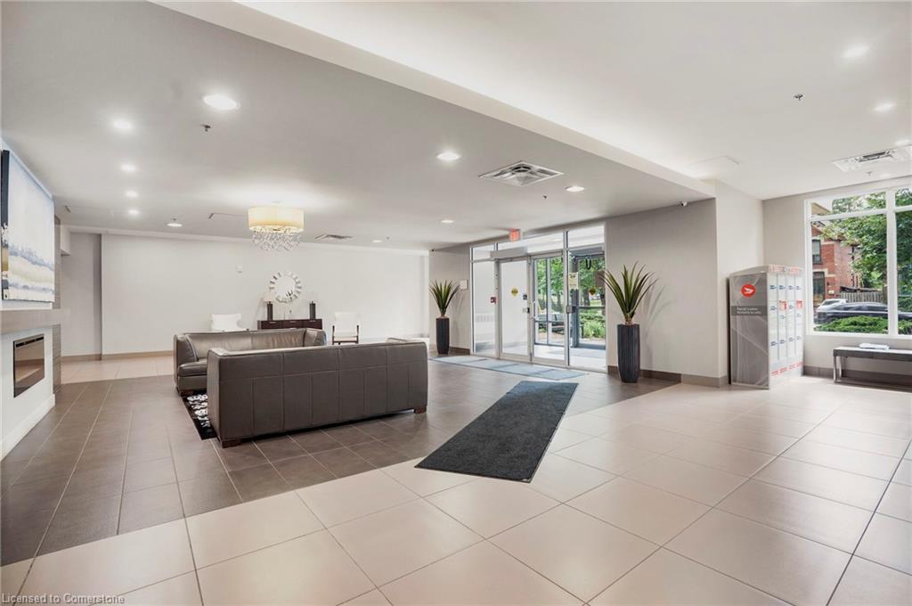 304-90 Charlton Avenue W Property Photo 24