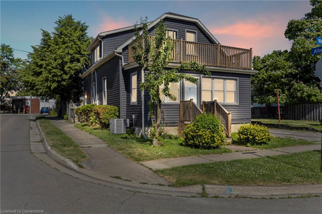 1 West Street N Property Photo 1