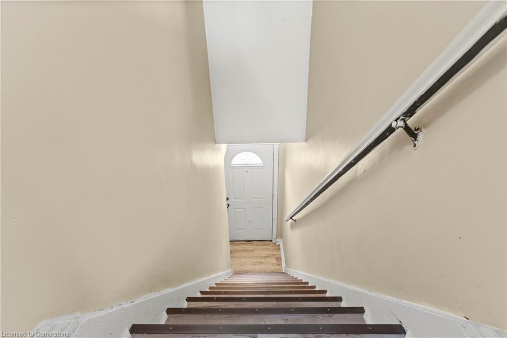 1 West Street N Property Photo 7