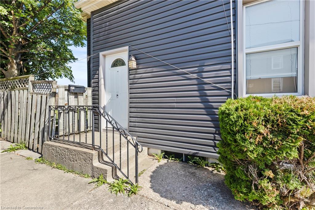 1 West Street N Property Photo 27