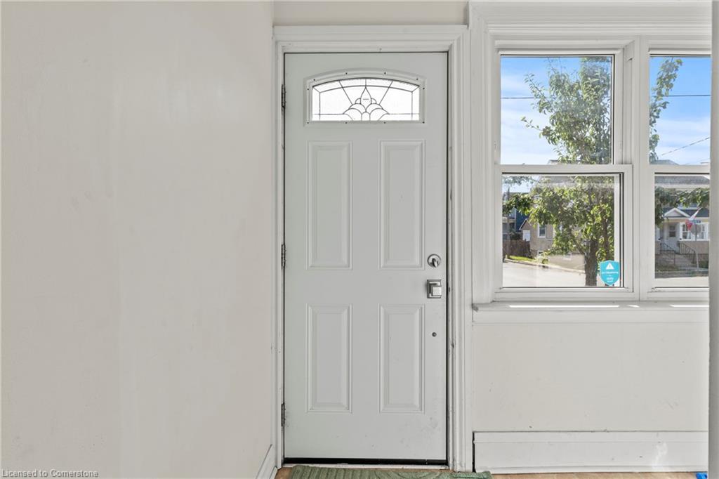 1 West Street N Property Photo 28