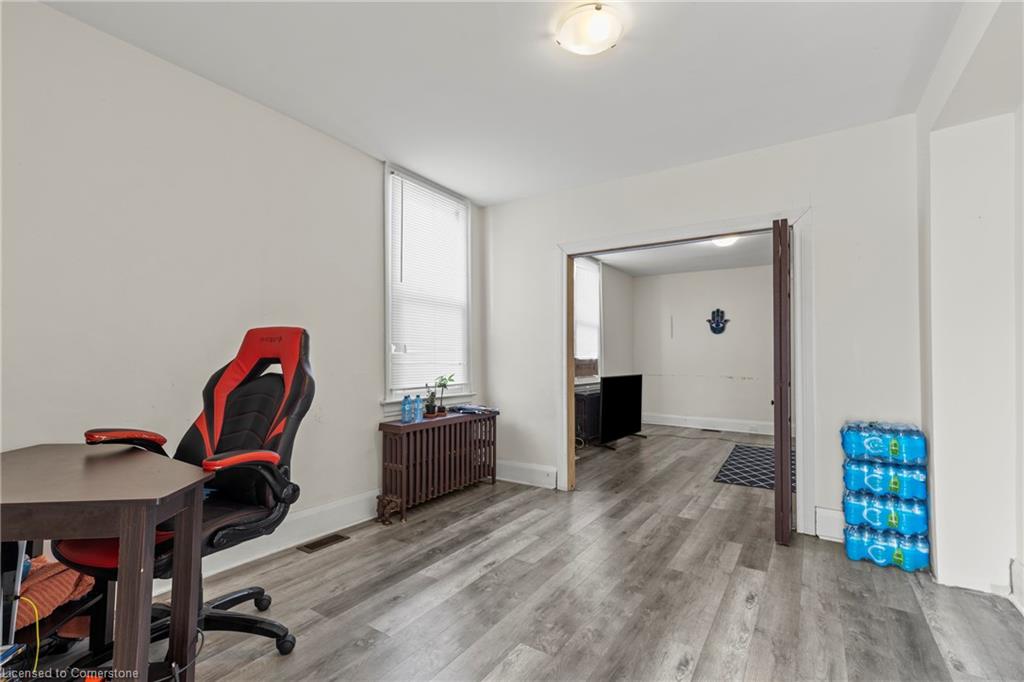 1 West Street N Property Photo 29