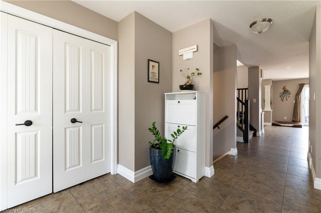 633 Halifax Road Property Photo 7