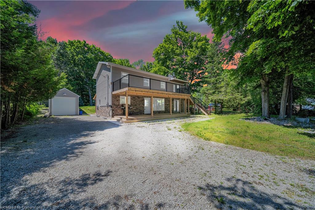 339672 Presquile Road Property Photo 1
