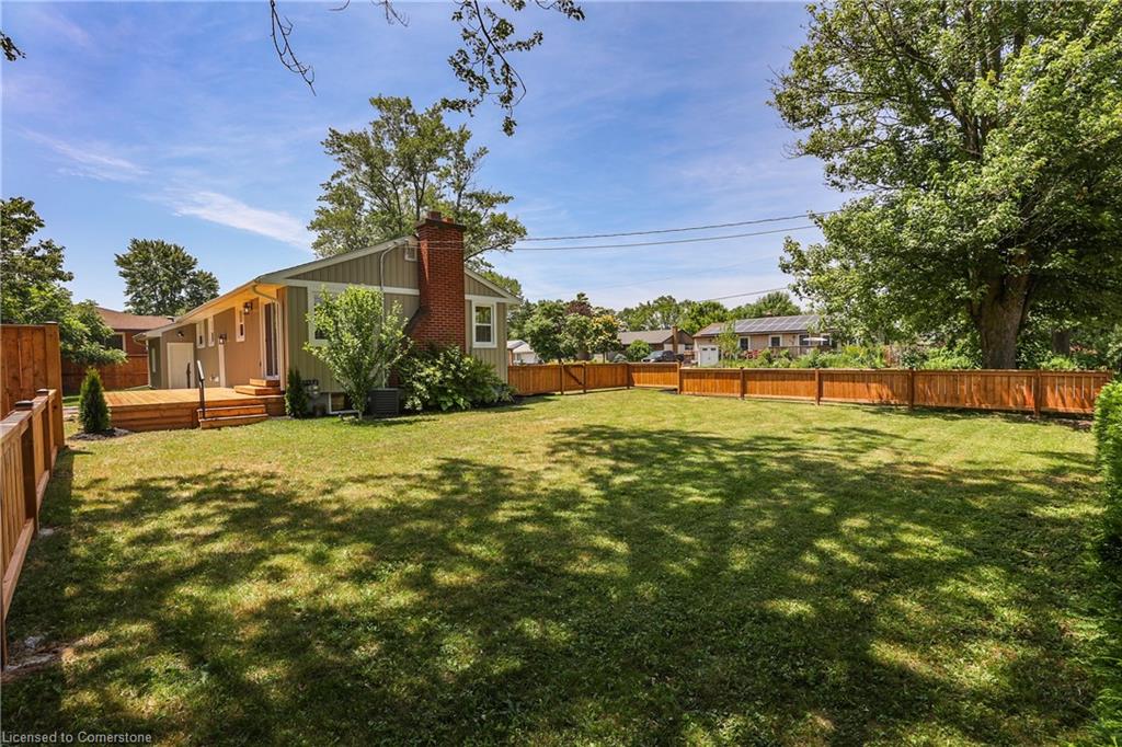 52 Valencourt Drive Property Photo 3