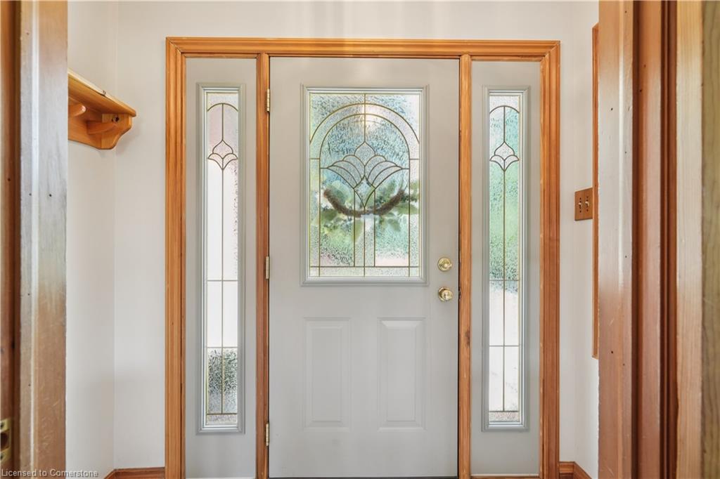13312 Trafalgar Road Property Photo 10