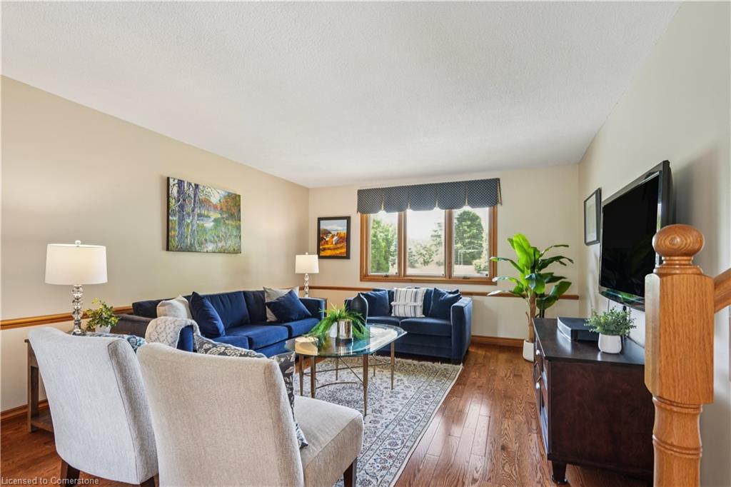 13312 Trafalgar Road Property Photo 11