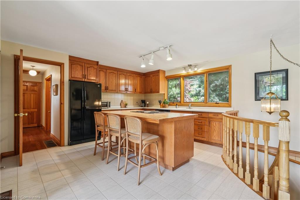 13312 Trafalgar Road Property Photo 17