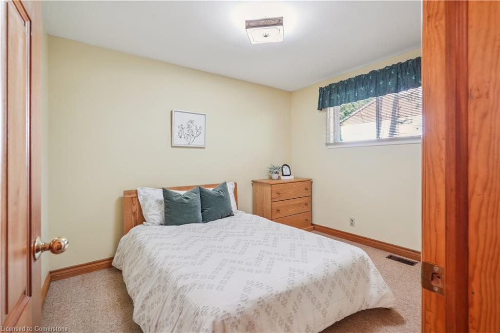 13312 Trafalgar Road Property Photo 23