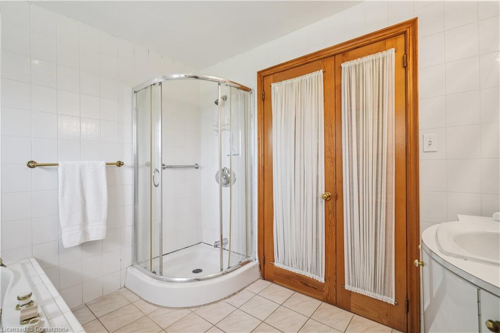 13312 Trafalgar Road Property Photo 26