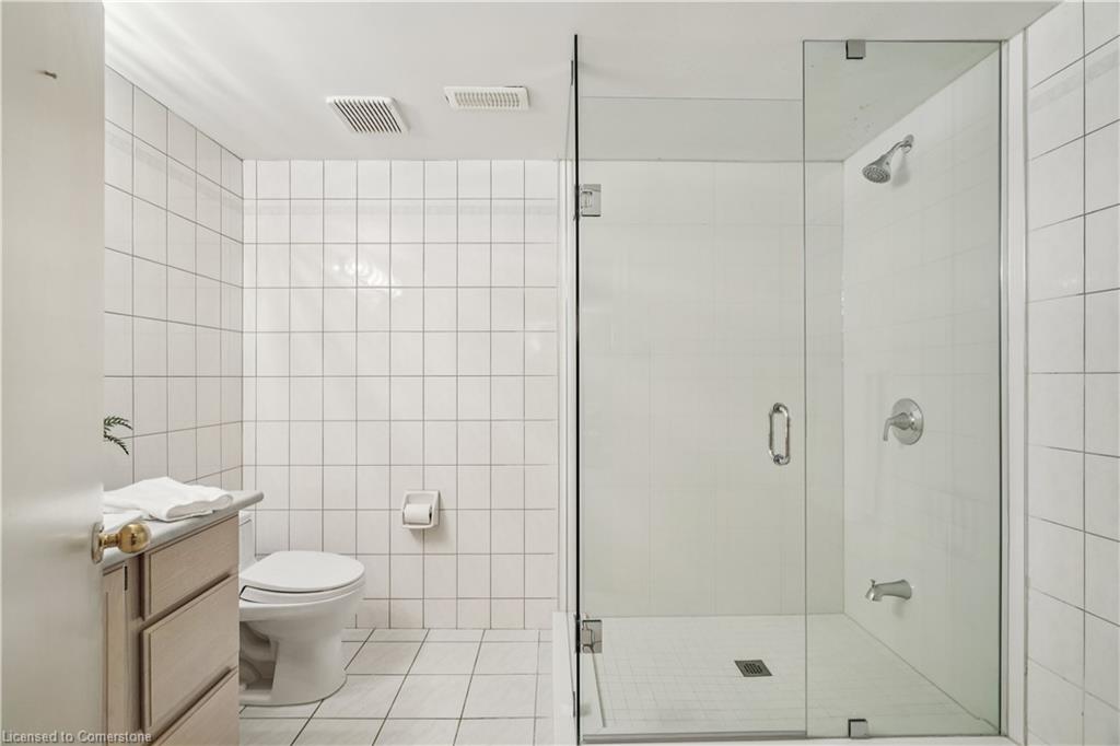 13312 Trafalgar Road Property Photo 33