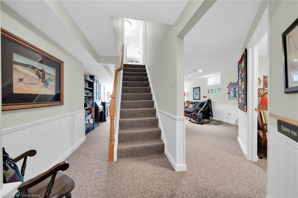12 Vance Crescent Property Photo 35