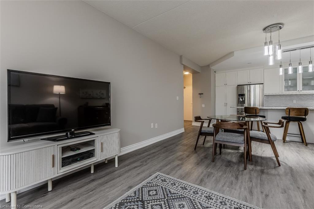 219-2075 Amherst Heights Drive Property Photo 12