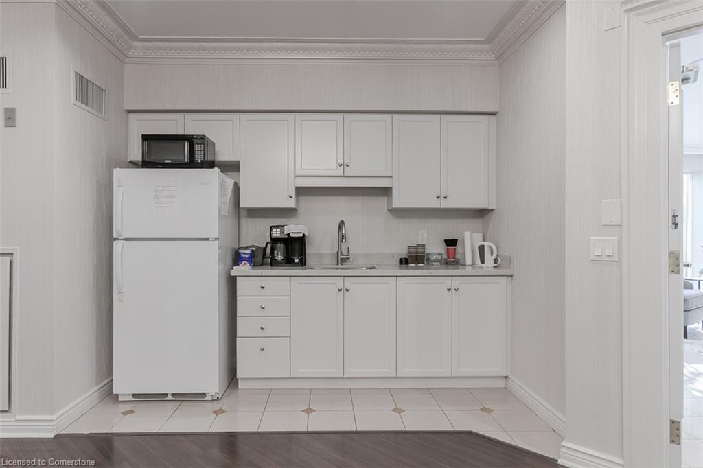 219-2075 Amherst Heights Drive Property Photo 39