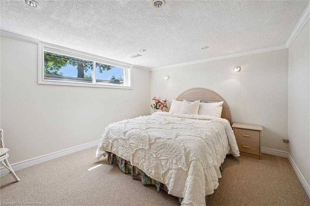 6618 Laird Road W Property Photo 18
