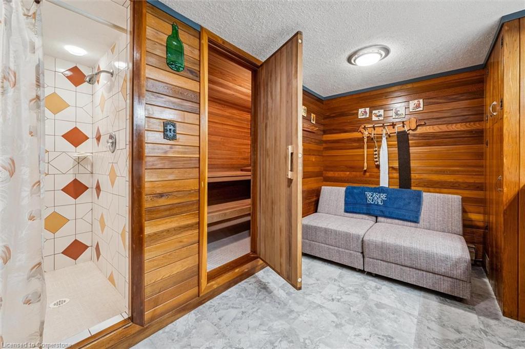 6618 Laird Road W Property Photo 20