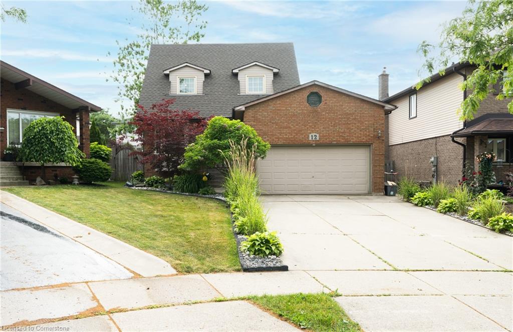 12 Sutton Court Property Photo 1