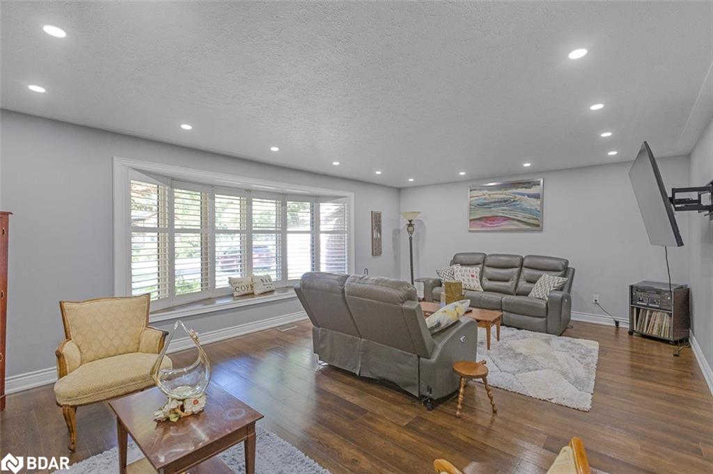 87 Tutela Heights Road Property Photo 3