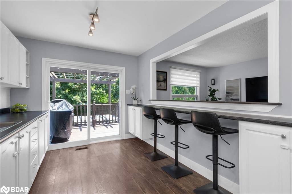 50 Rosenfeld Drive Property Photo 3