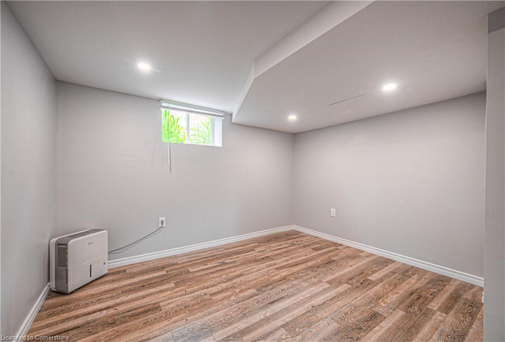 70 Stanley Street Property Photo 29