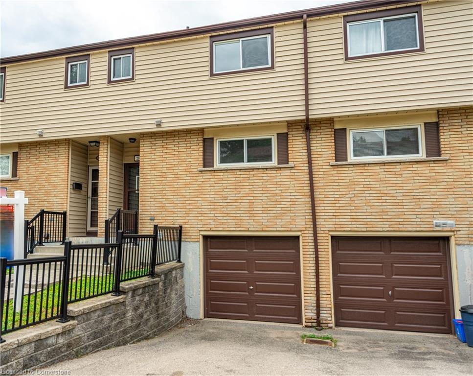 25a-1550 Garth Street Property Photo 1
