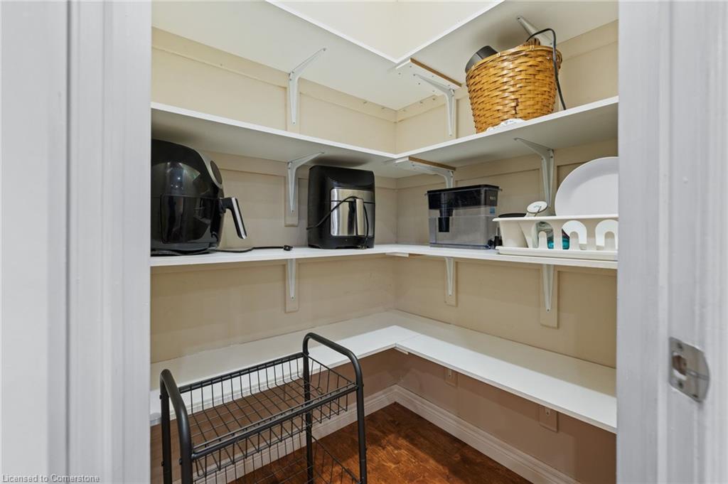 332 Duncombe Road Property Photo 14