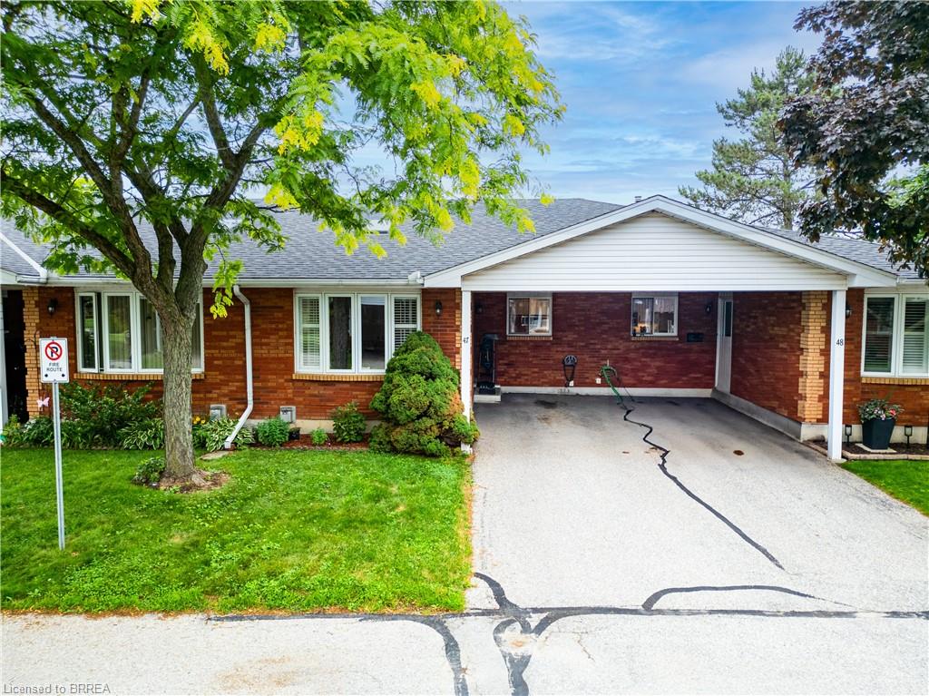 47-1030 Colborne Street Property Photo 1
