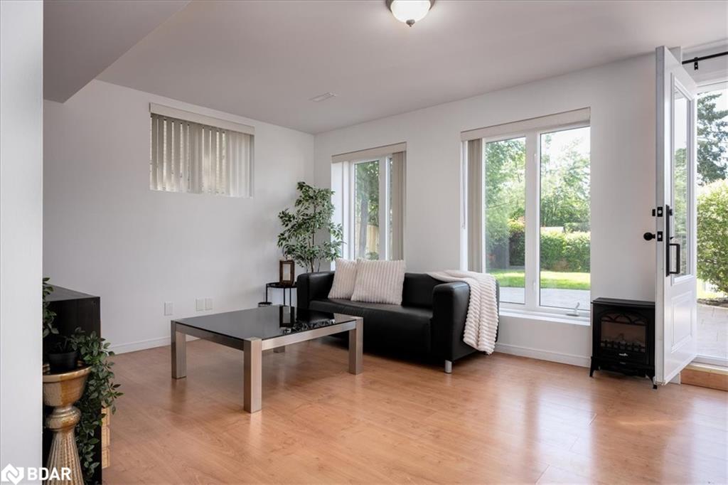 36 Stapleton Place Property Photo 47
