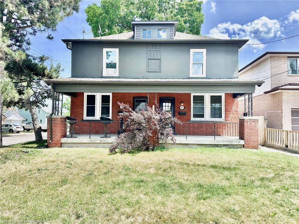 215 Rosewood Road Property Photo 1