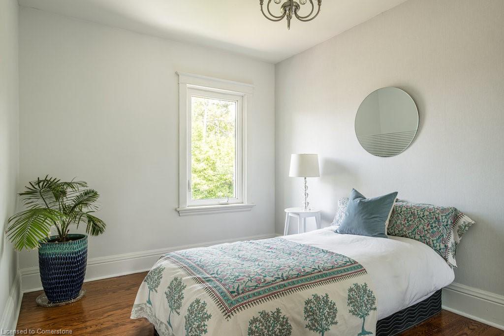 39 Maplewood Avenue Property Photo 24