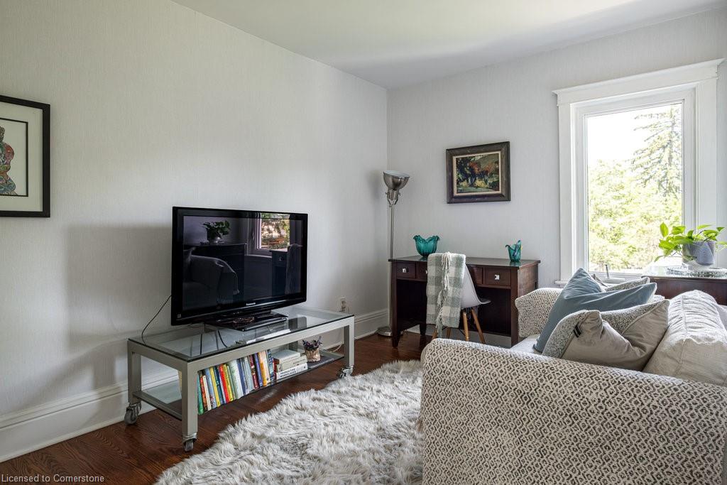 39 Maplewood Avenue Property Photo 26