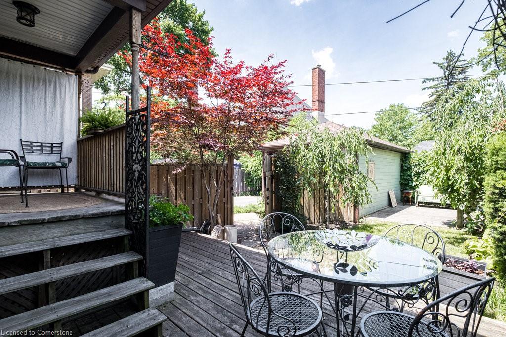 39 Maplewood Avenue Property Photo 34