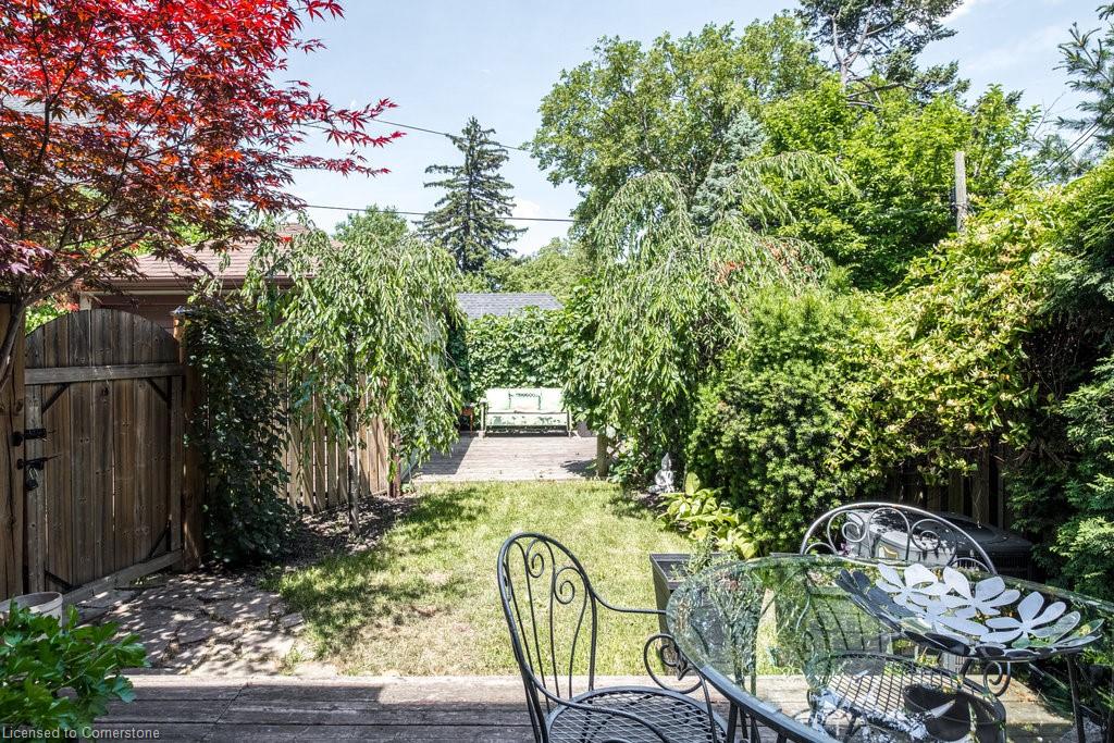 39 Maplewood Avenue Property Photo 35