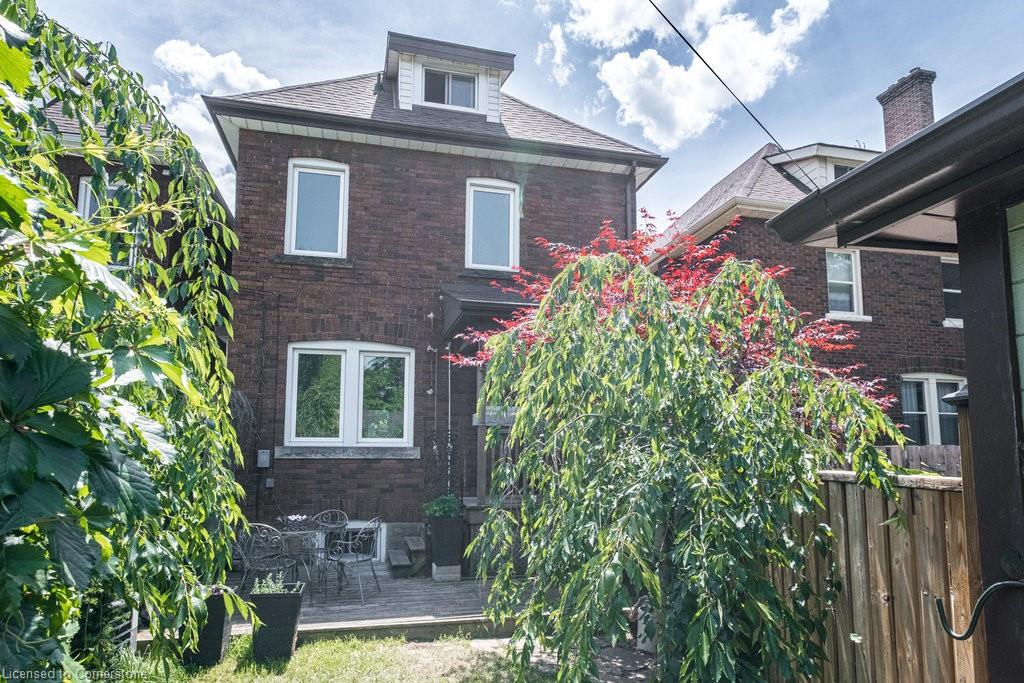 39 Maplewood Avenue Property Photo 38