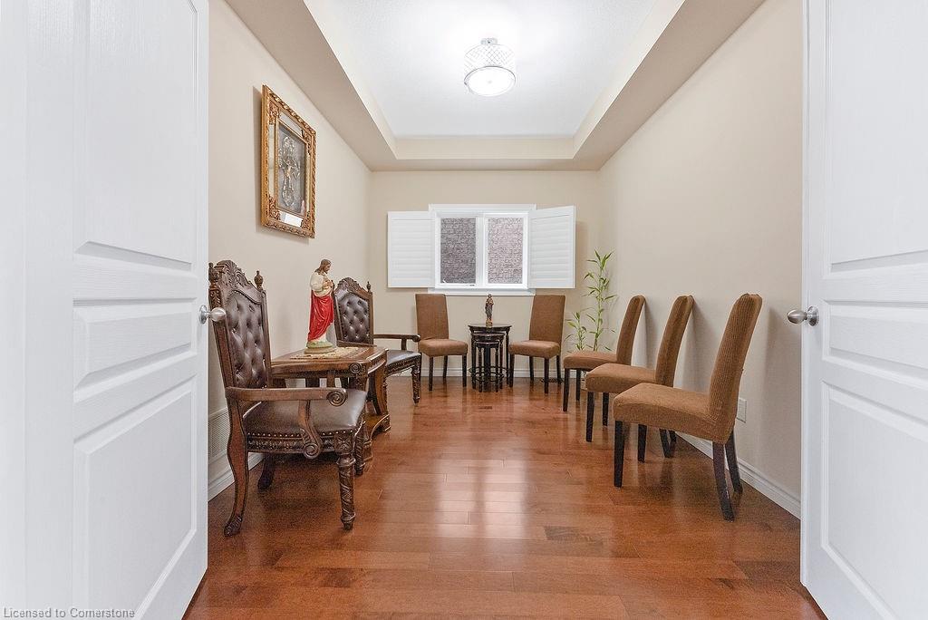 67 Bellroyal Crescent Property Photo 11