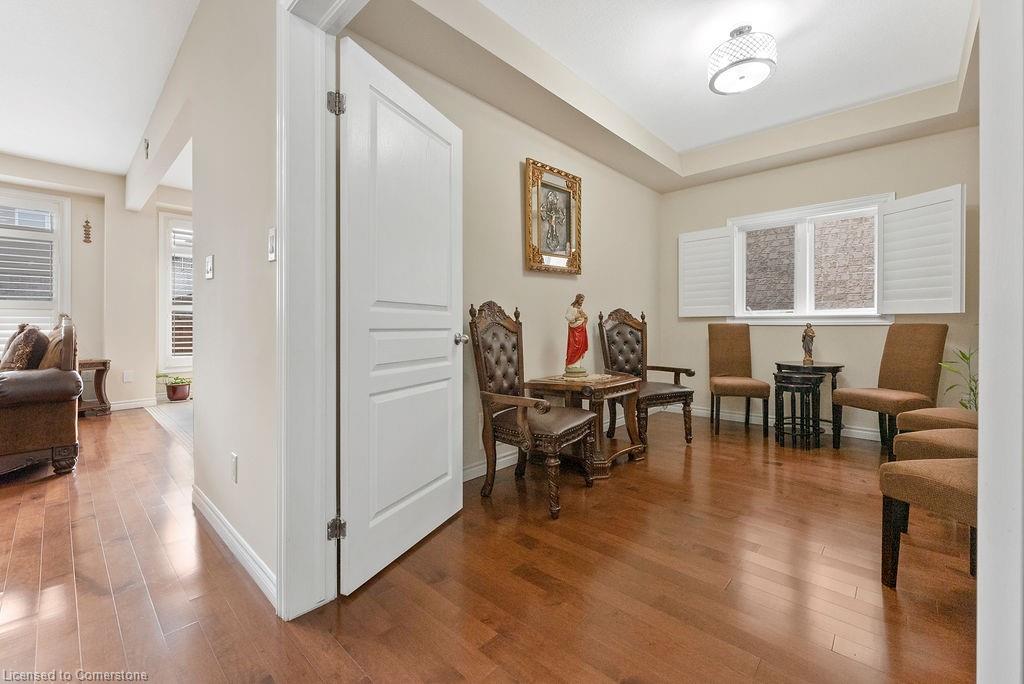 67 Bellroyal Crescent Property Photo 12