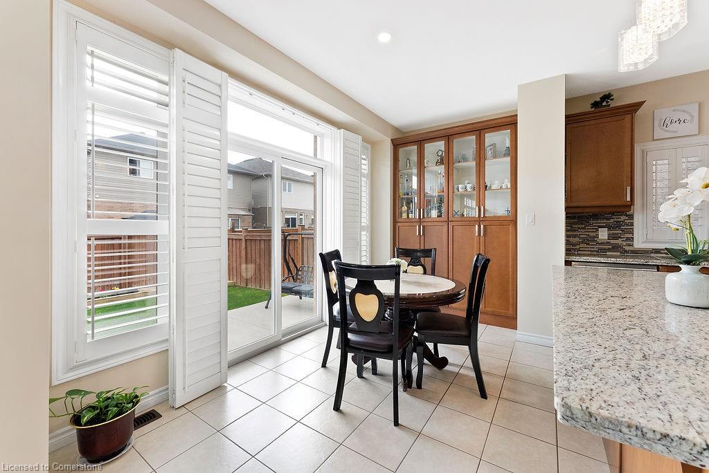 67 Bellroyal Crescent Property Photo 18