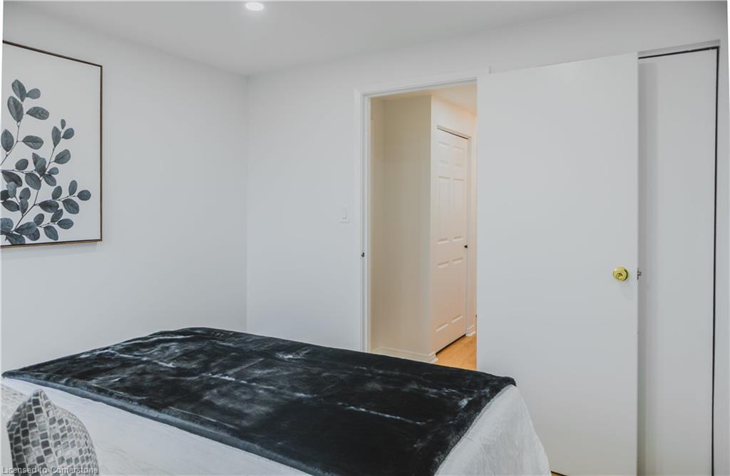 3-249 Camelot Court Property Photo 25
