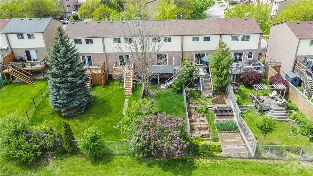 3-249 Camelot Court Property Photo 44