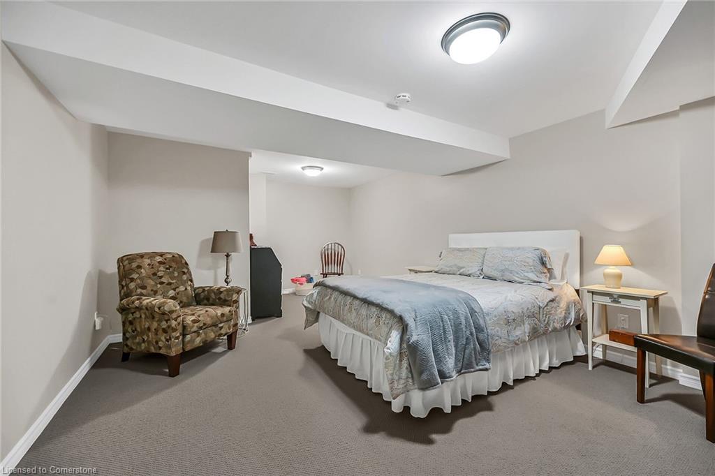 34 Abbotsford Trail Property Photo 29