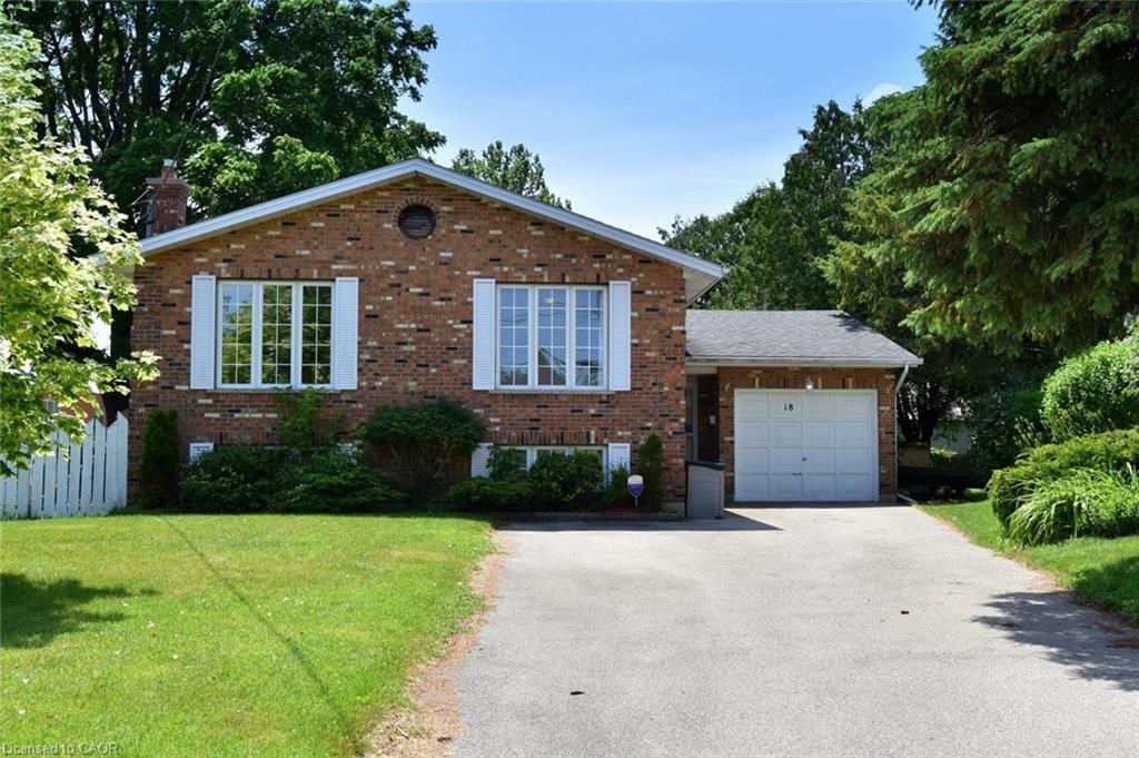 18 Clara Crescent Property Photo 1