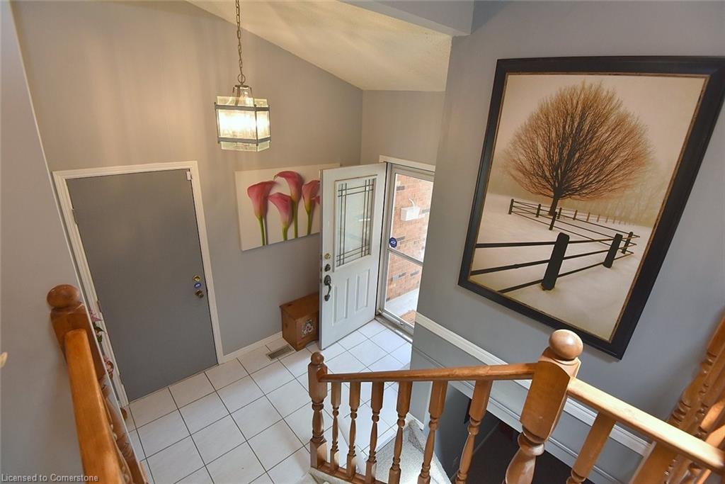 18 Clara Crescent Property Photo 5