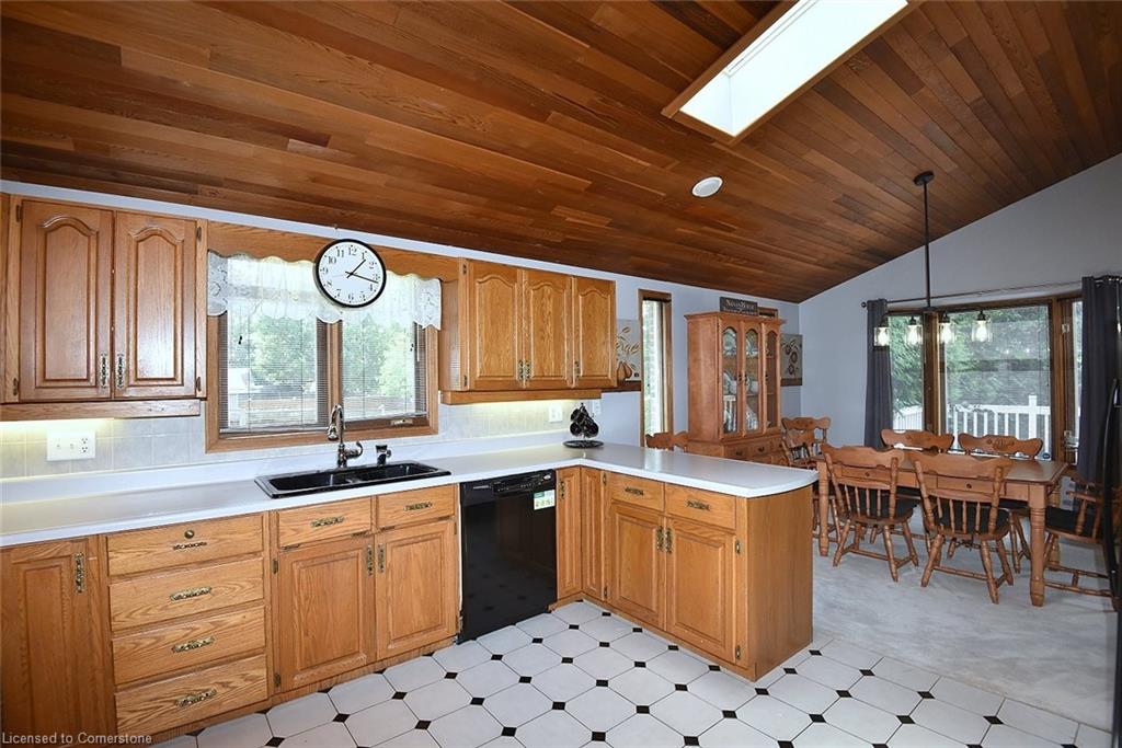 18 Clara Crescent Property Photo 16
