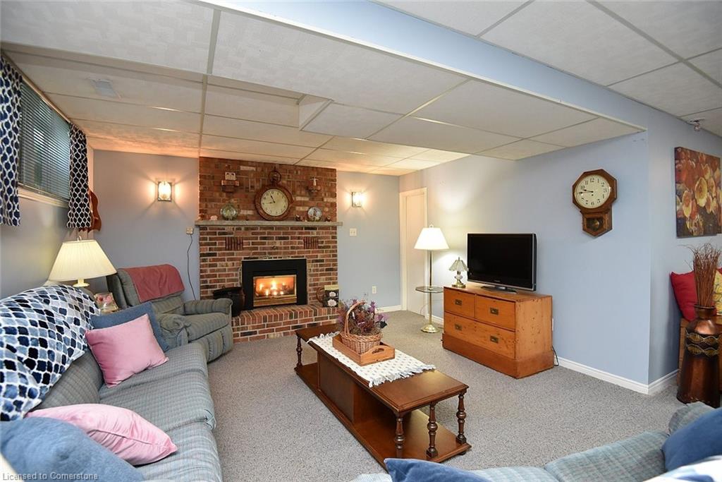 18 Clara Crescent Property Photo 27