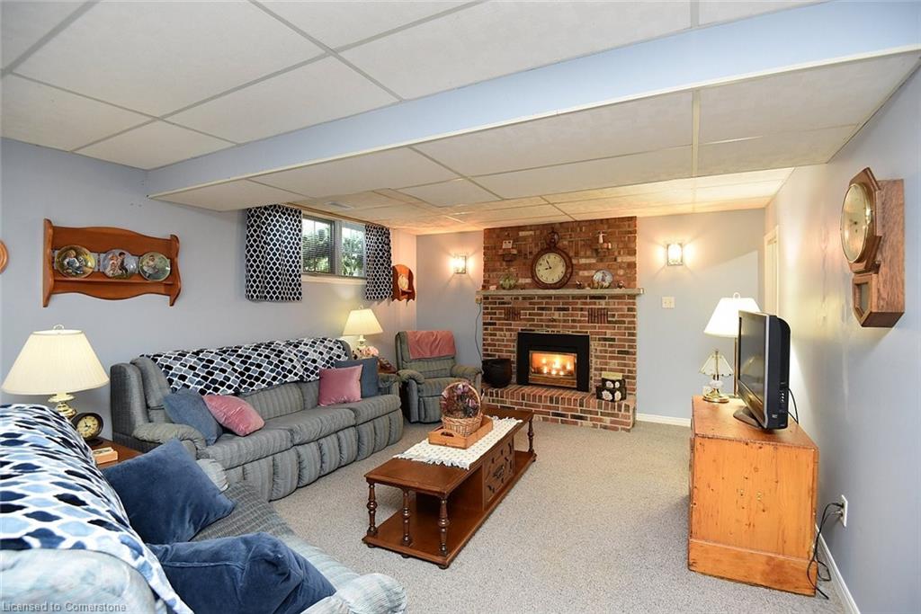 18 Clara Crescent Property Photo 29